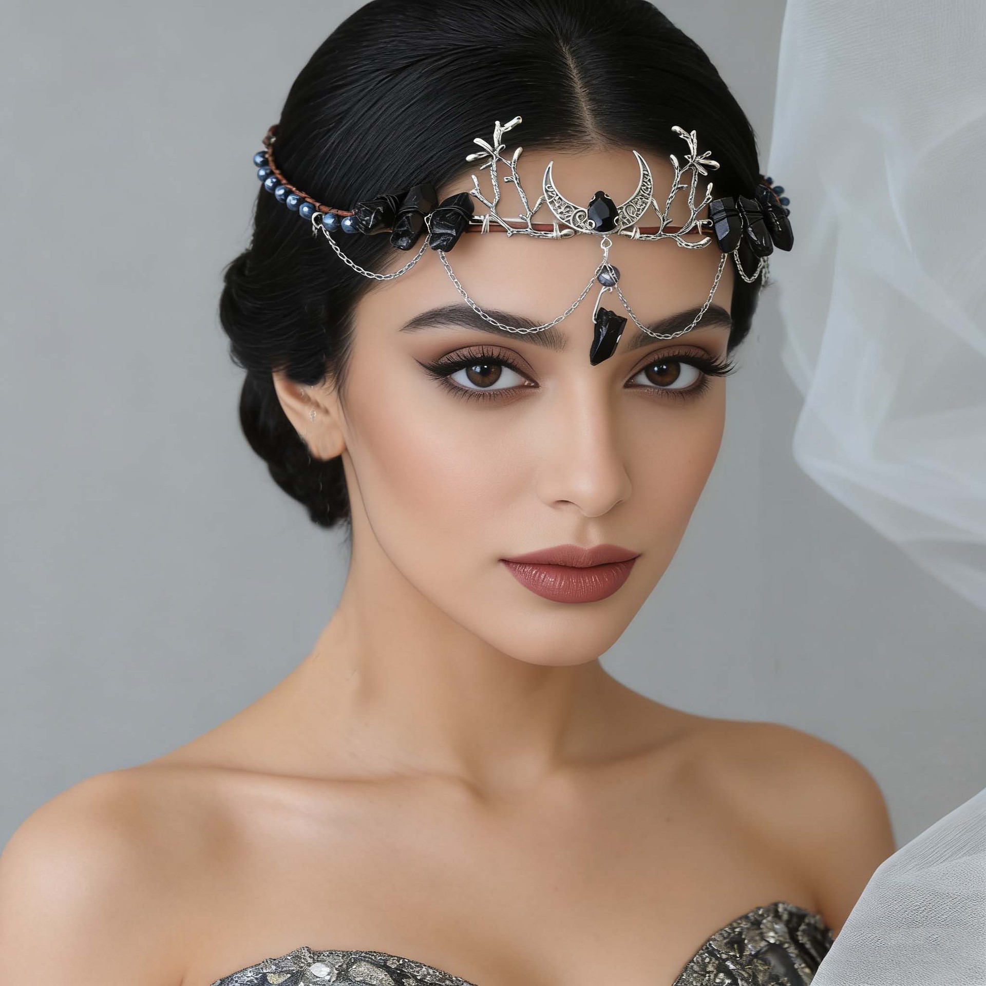 شريط شعر منسوج يدوياً مع تسلية قمرية