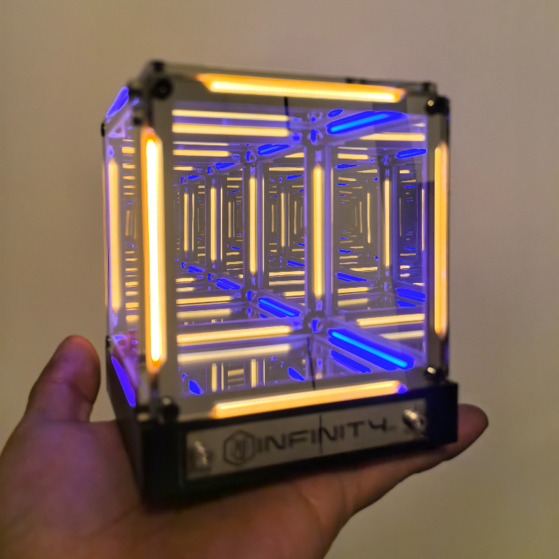 لعبة إلكترونية تكنولوجيا سطح المكتب مصباح لتهيئة الجو 4-Dimensional Space Hypercube Creative Desktop Night Light Game Accessories