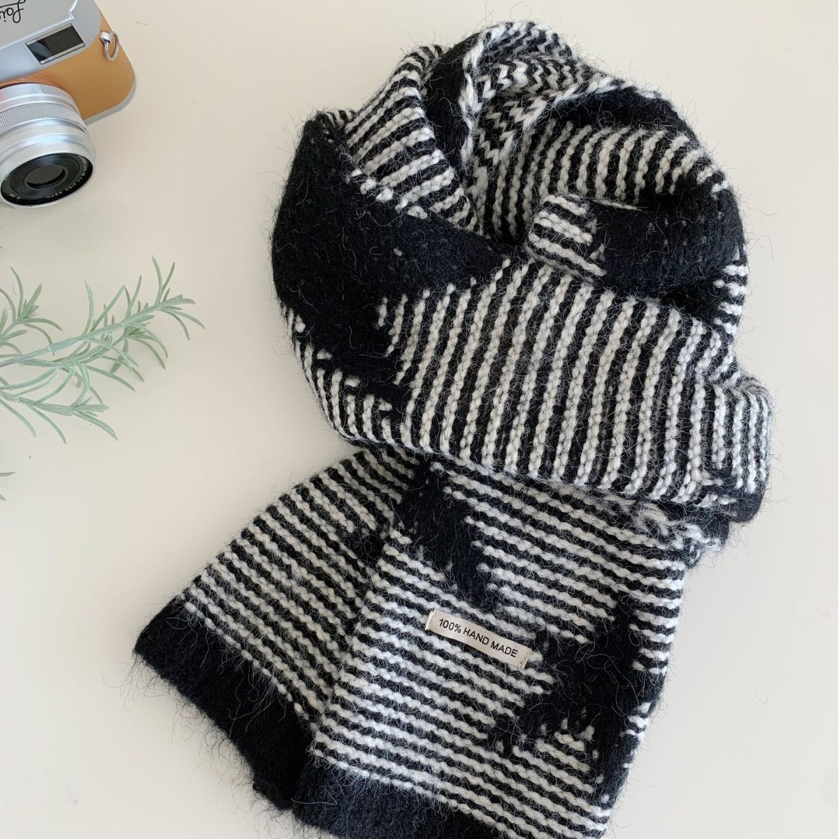 shawl مرجّع منسوج للنساء