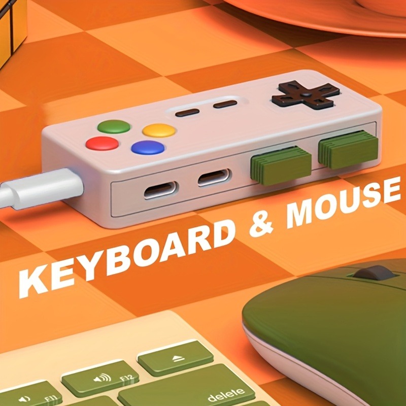 قطعة واحدة من موسع USB محمول Creative HUB 4 في 1 مع منفذيين من النوع C ومنفذي USB، للماوس ولوحة المفاتيح ومحرك فلاش USB.