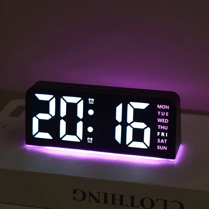 ساعة رقمية LED 7 بوصة مع منبه، ساعة طاولة بثلاثة مستويات لضبط السطوع/منبه مزدوج/درجة الحرارة/التاريخ/إضاءة ليلية لغرف النوم