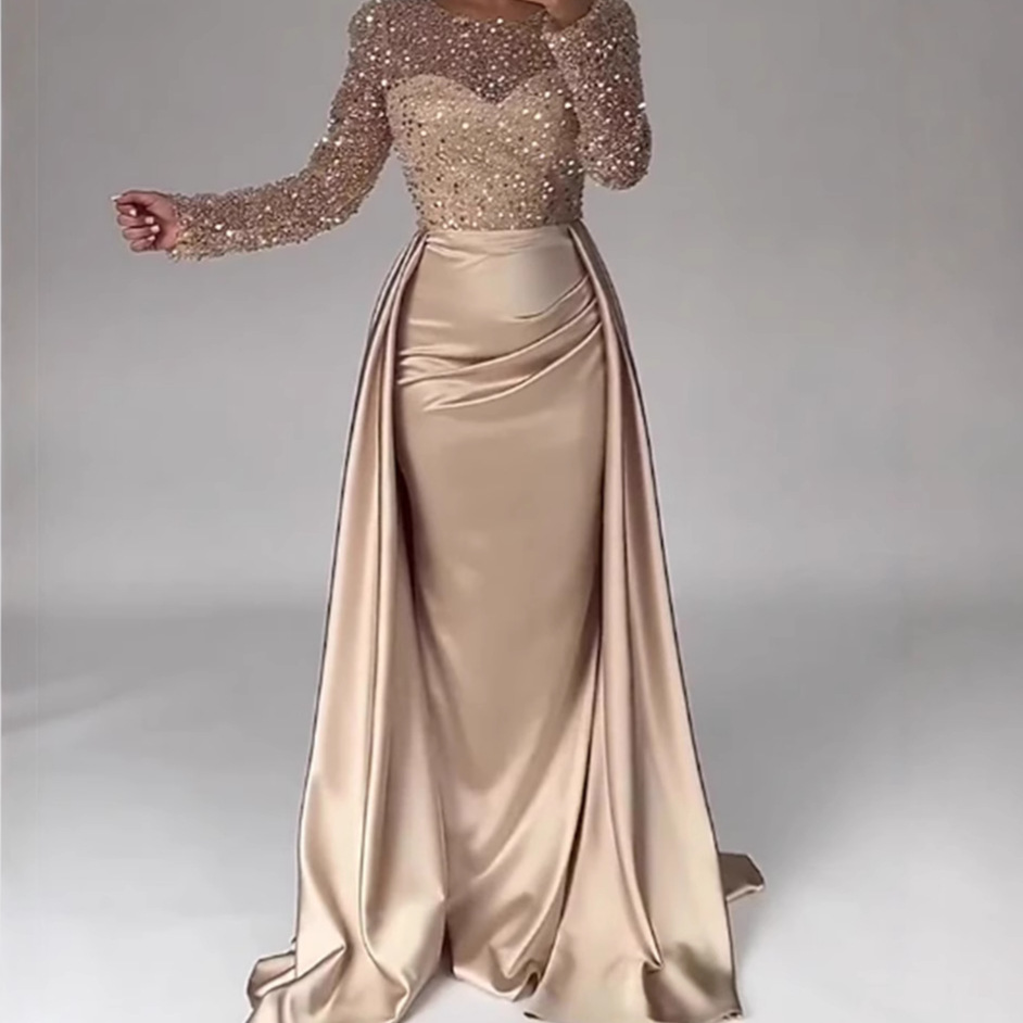فستان مسائي بالتطريز Sequin