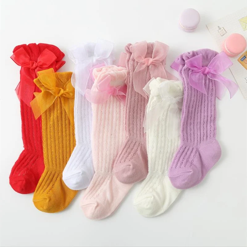 الرضع طفل الفتيات جوارب طويلة الأميرة بلون لطيف Bowknot تنفس فضفاض الفم الجوارب الإفراط في جوارب طويلة 0-24 متر