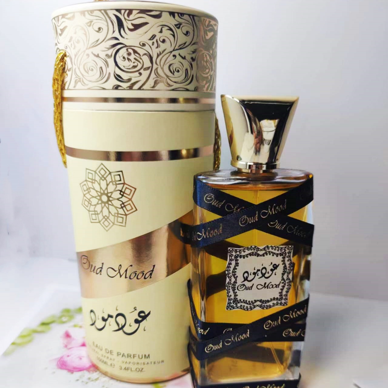 عطر أسطواني 100 مل منتجات عربية سويسرية فاخرة دبي عطر زيتي شخصي يدوم طويلاً ومؤمن