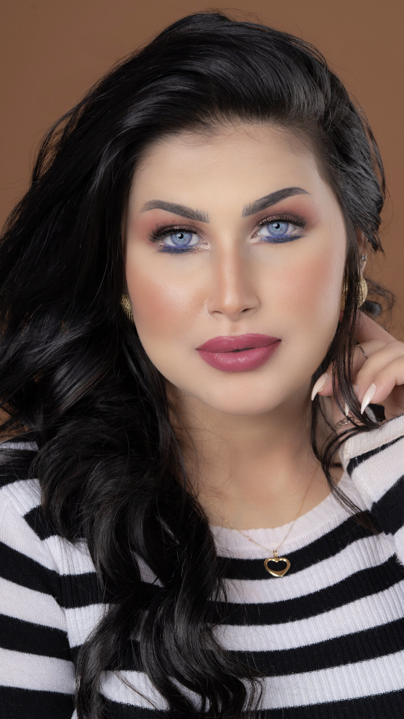 عدسات أربان لاير سيري آش بلو