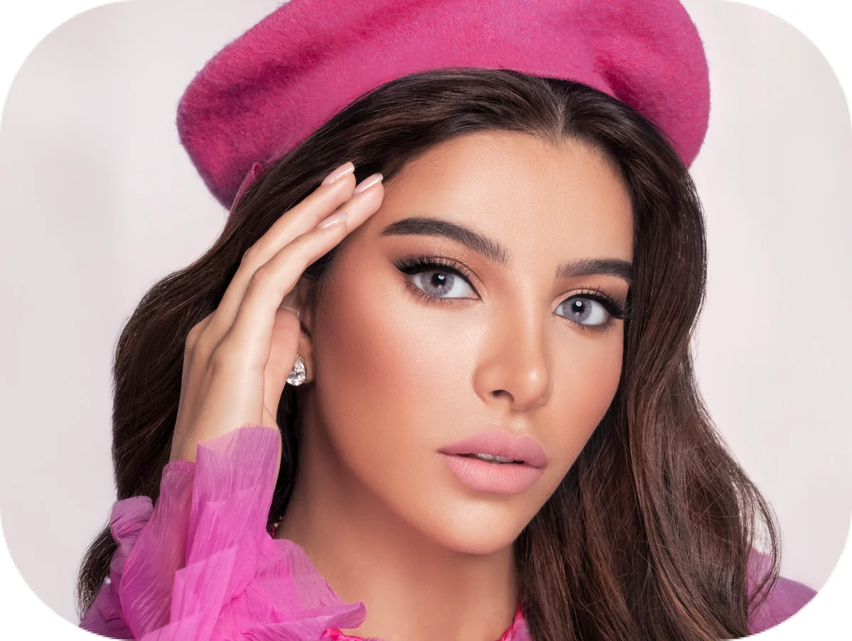 عدسات وندرلوك لافا